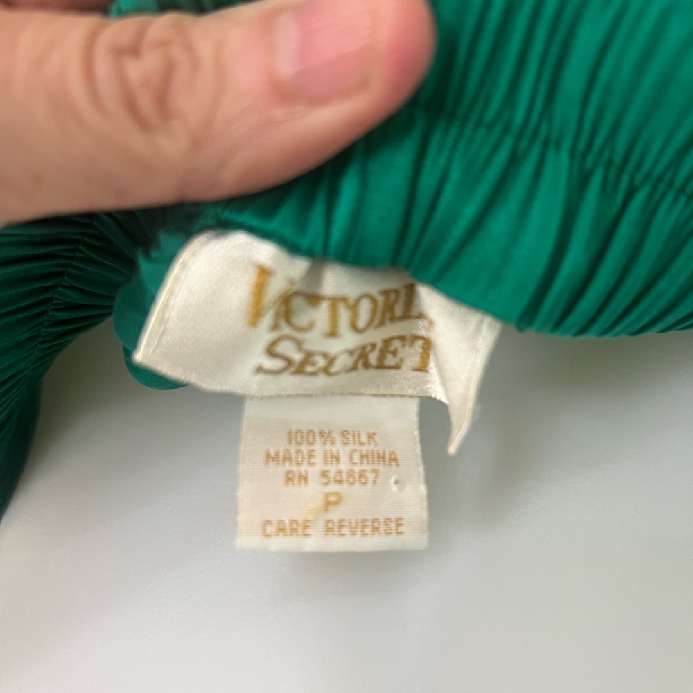 Rare Gold Label Victoria Secret Emerald Green Halter Romper - Picture 3 of 3